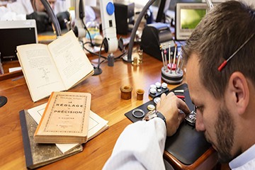 劳力士名表济南官方售后点地址查询